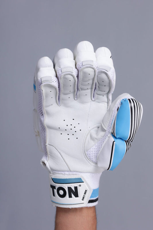 Ton Supreme Cricket Batting Gloves