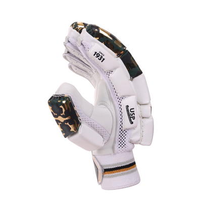 SG Savage Lite Batting Gloves
