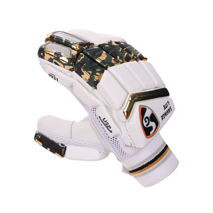 SG Savage Lite Batting Gloves